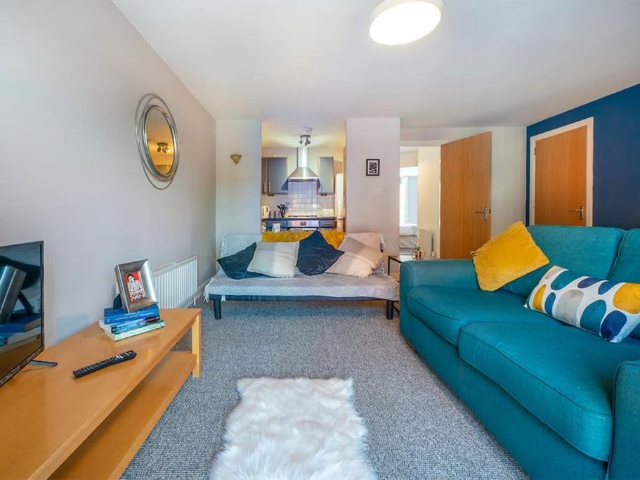Lovely 2 Bedroom Apt At Ormeau Park W/ Free Parking Belfast Eksteriør bilde